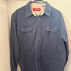 Wrangler Men's Blue Long Sleeve Button Up Shirt